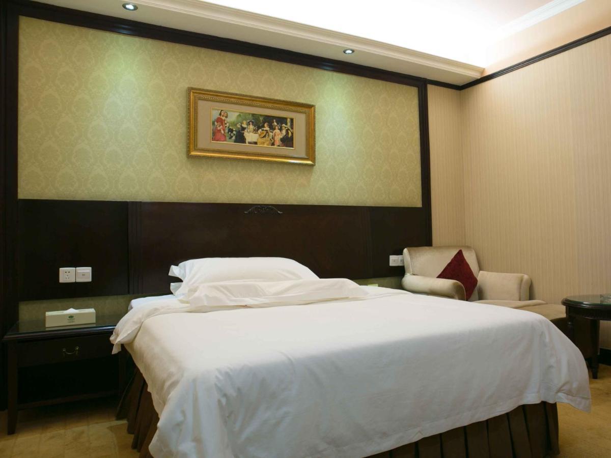 Vienna Hotel Shenzhen Fuhua Road Exterior photo
