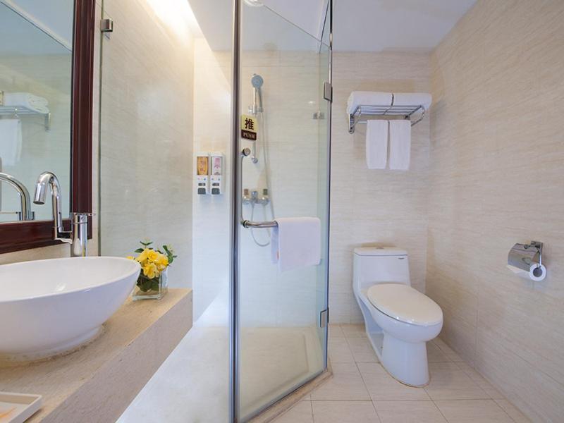 Vienna Hotel Shenzhen Fuhua Road Exterior photo