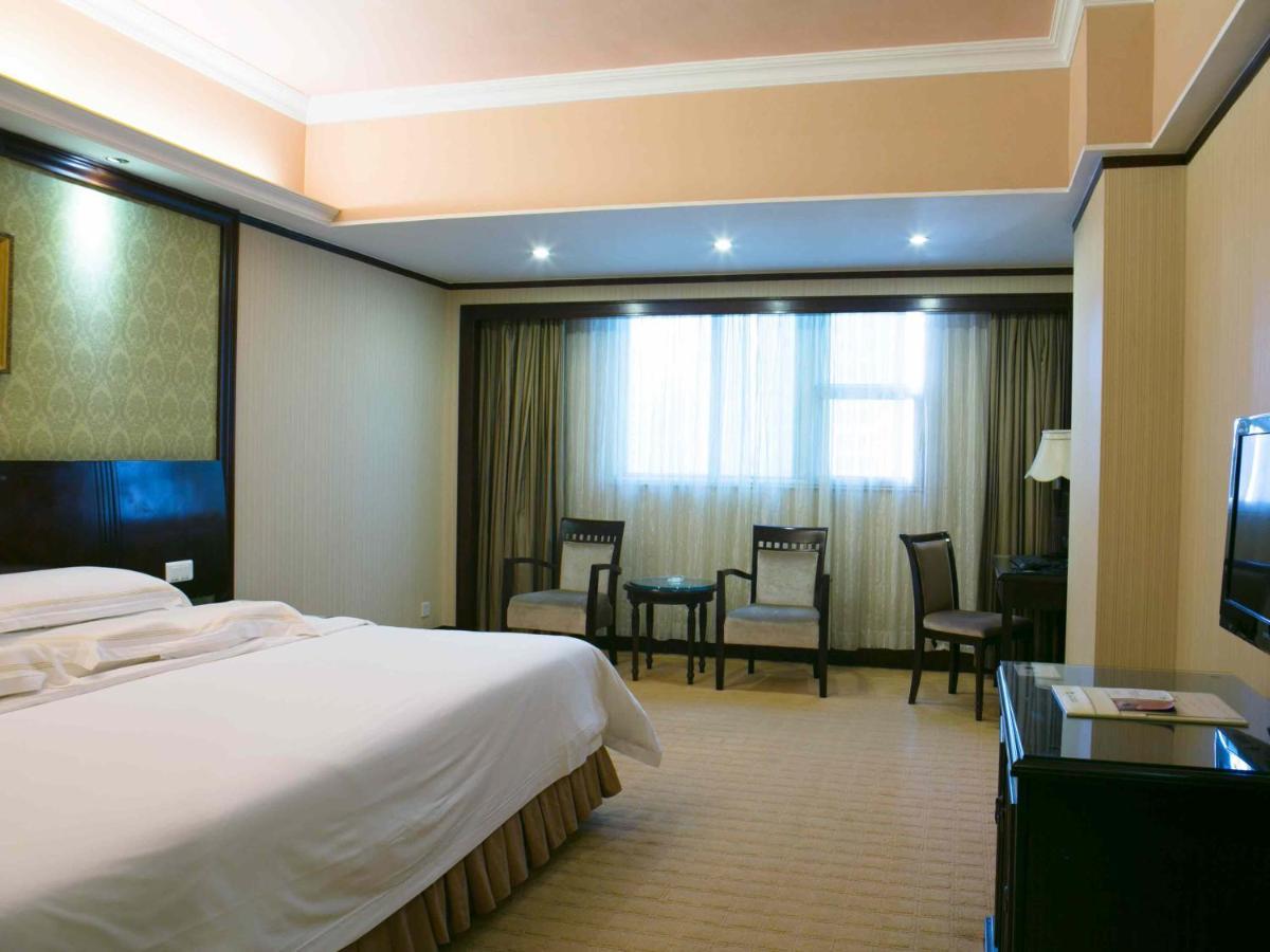 Vienna Hotel Shenzhen Fuhua Road Exterior photo