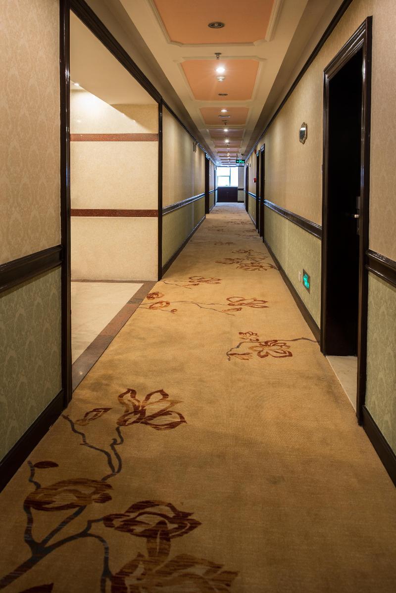 Vienna Hotel Shenzhen Fuhua Road Exterior photo