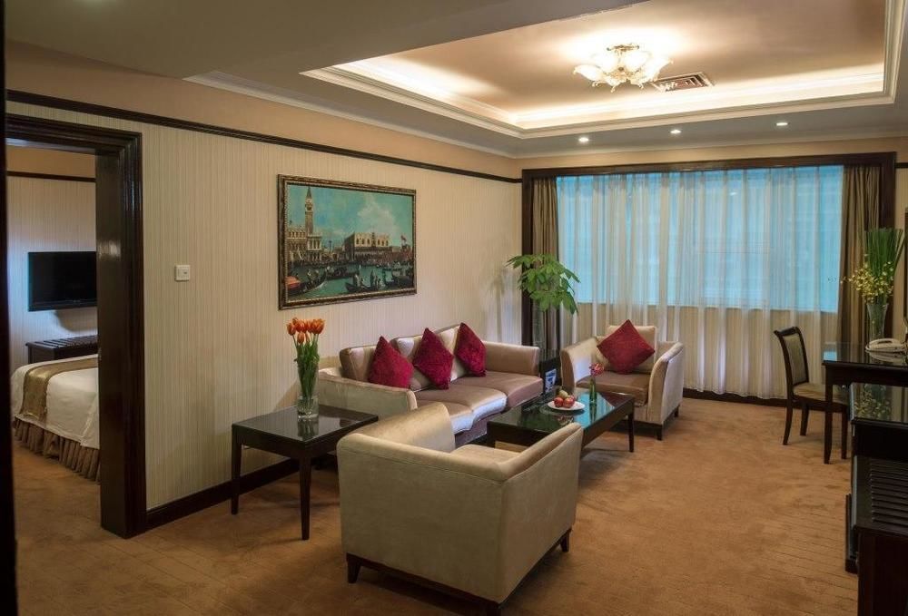 Vienna Hotel Shenzhen Fuhua Road Exterior photo